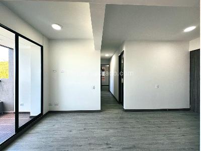 Apartamento de 3 alcobas en venta en Las Palmas, Medellín, 70 m² · foto 3 de 20
