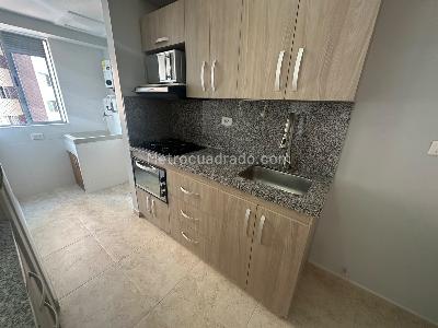 Apartamento de 3 alcobas en arriendo en Niquia, Bello, 70 m² · foto 3 de 15