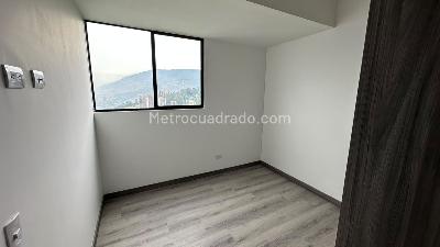 Apartamento de 3 alcobas en arriendo en El Poblado, Medellín, 78 m² · foto 9 de 17