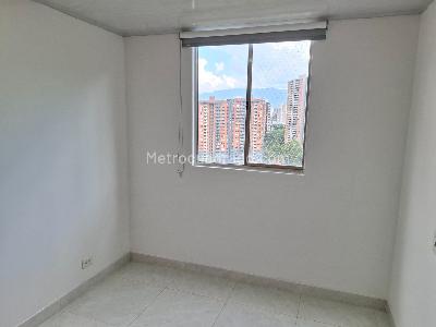 Apartamento de 3 alcobas en venta en Belen, Medellín, 78 m² · foto 9 de 17