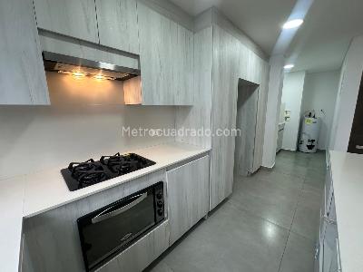 Apartamento de 3 alcobas en arriendo en Loma De Los Mesa, Envigado, 140 m² · foto 5 de 20