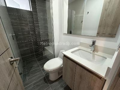 Apartamento de 3 alcobas en arriendo en Loma De Los Mesa, Envigado, 140 m² · foto 16 de 20