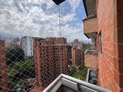 Apartamento de 3 alcobas en arriendo en Patio Bonito, Medellín, 78 m² · foto 8 de 9
