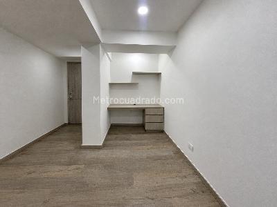 Apartamento de 3 alcobas en arriendo en El Poblado, Medellín, 80 m² · foto 2 de 9