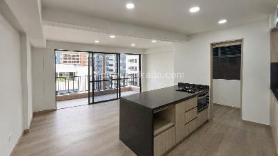 Apartamento de 3 alcobas en arriendo en El Poblado, Medellín, 80 m² · foto 5 de 9