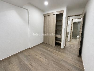 Apartamento de 3 alcobas en arriendo en El Poblado, Medellín, 80 m² · foto 7 de 9