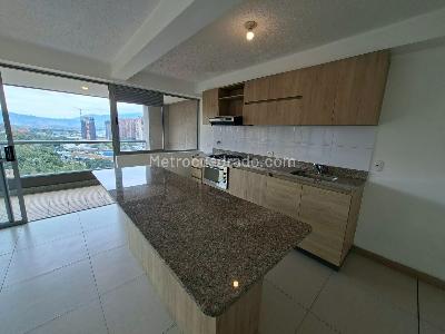 Apartamento de 2 alcobas en arriendo en El Poblado, Medellín, 102 m² · foto 3 de 11