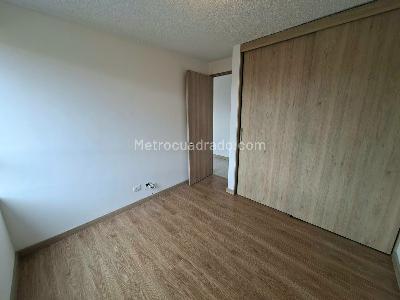 Apartamento de 2 alcobas en arriendo en El Poblado, Medellín, 102 m² · foto 4 de 11