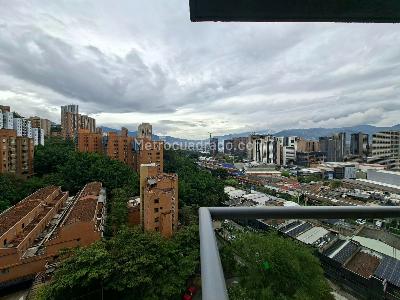 Apartamento de 2 alcobas en arriendo en El Poblado, Medellín, 102 m² · foto 11 de 11