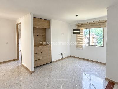 Apartamento de 3 alcobas en arriendo en Belen Loma De Los Bernal, Medellín, 88 m² · foto 3 de 9