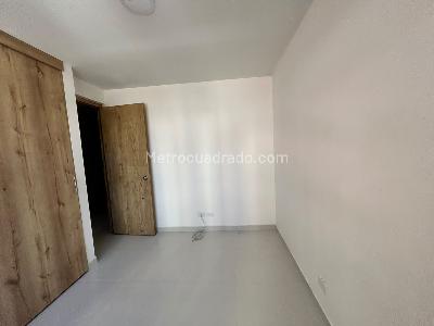 Apartamento de 2 alcobas en arriendo en Boston, Medellín, 39 m² · foto 6 de 7