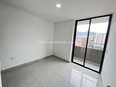 Apartamento de 3 alcobas en arriendo en Calle Larga, Sabaneta, 67 m² · foto 8 de 17
