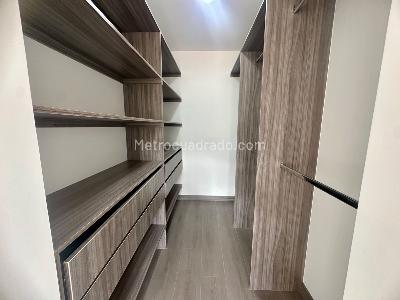 Apartamento de 3 alcobas en arriendo en Camino Verde, Envigado, 85 m² · foto 13 de 19
