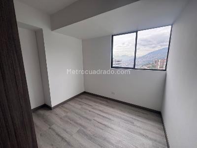 Apartamento de 3 alcobas en arriendo en Las Lomas, Medellín, 78 m² · foto 5 de 13
