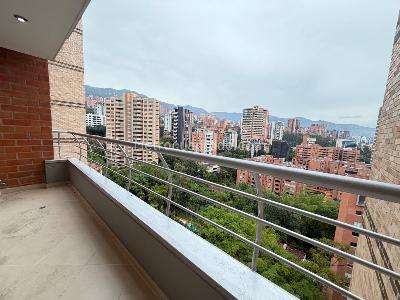 Apartamento de 3 alcobas en arriendo en El Poblado, Medellín, 140 m² · foto 15 de 15