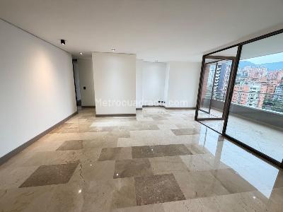 Apartamento de 3 alcobas en arriendo en El Poblado, Medellín, 140 m² · foto 2 de 15