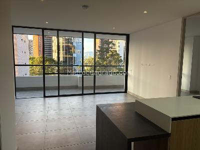 Apartamento de 1 alcoba en arriendo en El Poblado, Medellín, 87 m² · foto 2 de 8