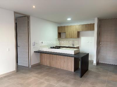 Apartamento de 1 alcoba en arriendo en El Poblado, Medellín, 87 m² · foto 3 de 8