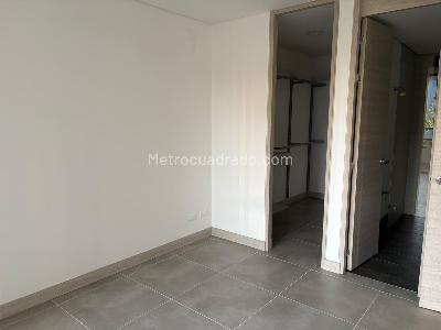 Apartamento de 1 alcoba en arriendo en El Poblado, Medellín, 87 m² · foto 4 de 8