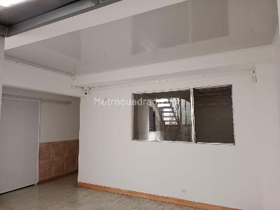 Casa de 4 alcobas en arriendo en Laureles, Medellín, 270 m² · foto 3 de 13