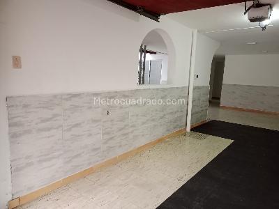 Casa de 4 alcobas en arriendo en Laureles, Medellín, 270 m² · foto 8 de 13