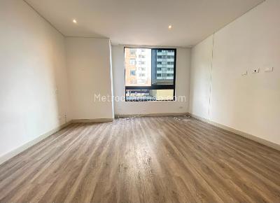 Apartaestudio en arriendo en El Poblado, Medellín, 65 m² · foto 3 de 7