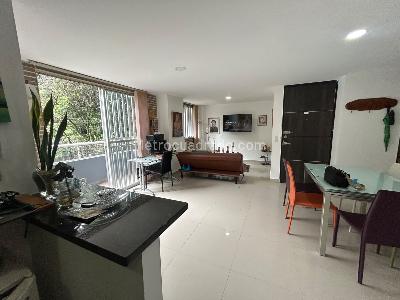 Apartamento de 2 alcobas en arriendo en San Joaquin, Medellín, 76 m² · foto 3 de 12