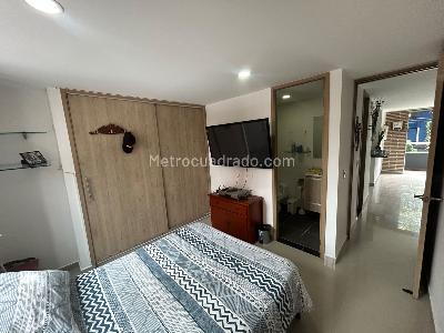 Apartamento de 2 alcobas en arriendo en San Joaquin, Medellín, 76 m² · foto 8 de 12