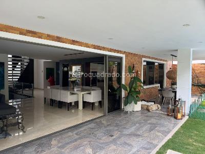 Casa de 4 alcobas en venta en Ruitoque Condominio, Floridablanca, 670 m² · foto 2 de 14