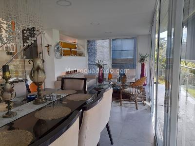 Casa de 4 alcobas en venta en Ruitoque Condominio, Floridablanca, 235 m² · foto 3 de 11