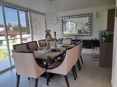 Casa de 4 alcobas en venta en Ruitoque Condominio, Floridablanca, 235 m² · foto 4 de 11