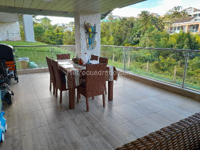 Casa de 4 alcobas en venta en Ruitoque Condominio, Floridablanca, 235 m² · foto 8 de 11
