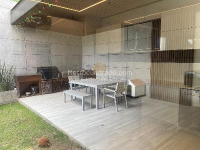 Casa de 4 alcobas en venta en Ruitoque Condominio, Floridablanca, 700 m² · foto 4 de 20