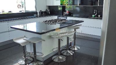 Casa de 4 alcobas en venta en Ruitoque Condominio, Floridablanca, 600 m² · foto 4 de 9