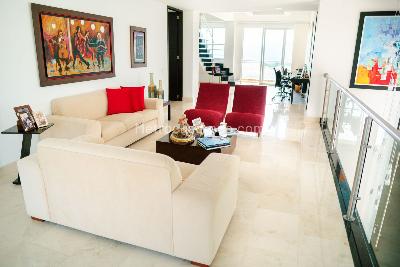 Casa de 4 alcobas en venta en Ruitoque Condominio, Floridablanca, 600 m² · foto 7 de 9