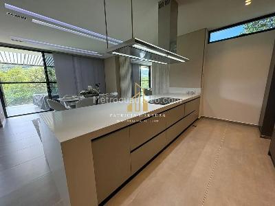 Casa de 3 alcobas en venta en Ruitoque Bajo, Floridablanca, 385 m² · foto 7 de 10