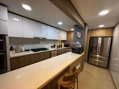 Casa de 4 alcobas en venta en Lagos Del Cacique, Bucaramanga, 228 m² · foto 7 de 12