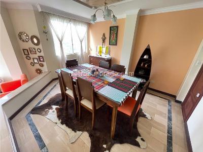 Casa de 3 alcobas en venta en Avenida Centenario, Armenia, 190 m² · foto 2 de 20
