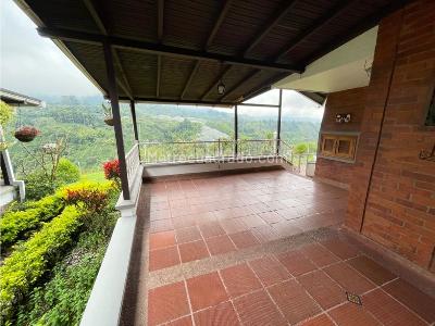 Casa de 3 alcobas en venta en Avenida Centenario, Armenia, 190 m² · foto 9 de 20