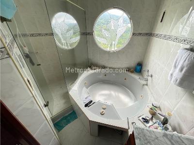 Casa de 3 alcobas en venta en Avenida Centenario, Armenia, 190 m² · foto 20 de 20