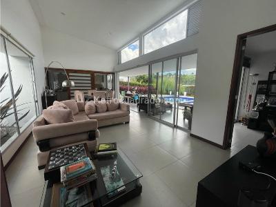 Casa de 4 alcobas en venta en El Caimo, Armenia, 196 m² · foto 9 de 20