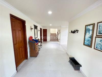 Casa de 5 alcobas en venta en Via Armenia La Tebaida, Armenia, 500 m² · foto 6 de 20