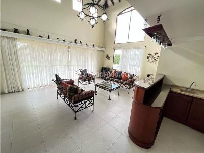Casa de 5 alcobas en venta en Via Armenia La Tebaida, Armenia, 500 m² · foto 9 de 20