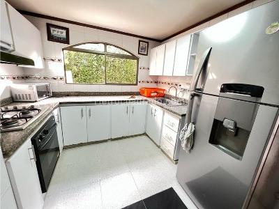 Casa de 5 alcobas en venta en Via Armenia La Tebaida, Armenia, 500 m² · foto 11 de 20