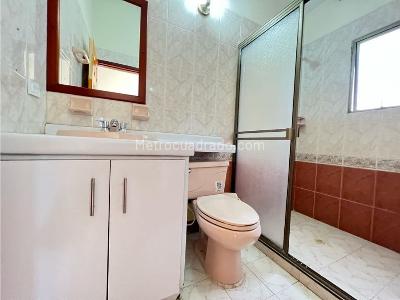 Casa de 5 alcobas en venta en Via Armenia La Tebaida, Armenia, 500 m² · foto 13 de 20