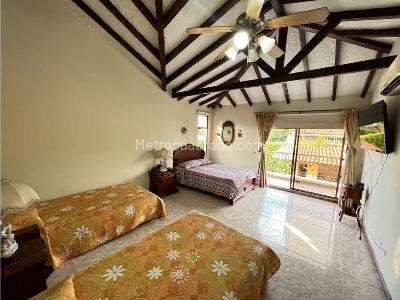 Casa de 5 alcobas en venta en Via Armenia La Tebaida, Armenia, 500 m² · foto 18 de 20