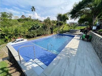 Casa de 5 alcobas en venta en La Tebaida, Armenia, 437 m² · foto 5 de 20