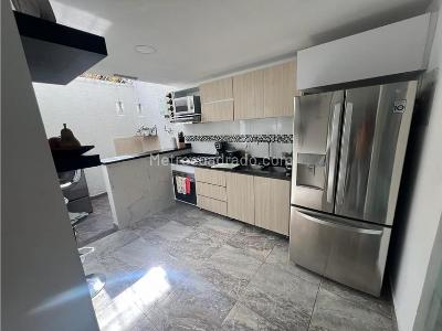 Casa de 3 alcobas en venta en Avenida 19 Norte, Armenia, 128 m² · foto 3 de 10