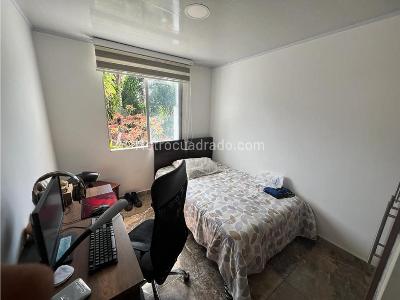 Casa de 3 alcobas en venta en Avenida 19 Norte, Armenia, 128 m² · foto 8 de 10