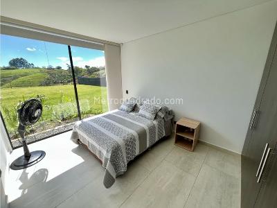 Casa de 4 alcobas en venta en Circasia, Armenia, 242 m² · foto 14 de 20